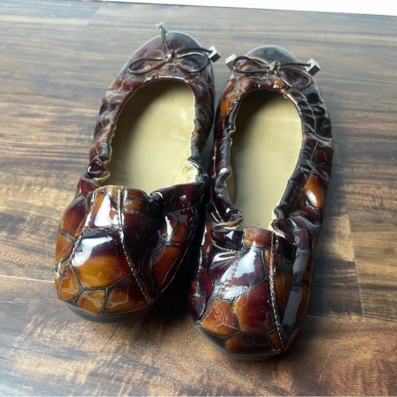 Donald J. Pliner Size 9 M Brown Animal Print Dance Ballet Dance Flat Shoe - Picture 4 of 11